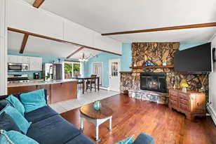1632 Parkway Dr, Port Washington, WI 53074 - Photo 5