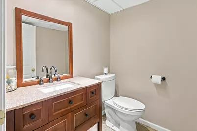 1632  Parkway Dr, Port Washington, WI 53074 - Photo 25