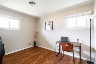 7341 S 37th Pl, Franklin, WI 53132 - Photo 15