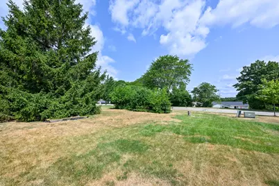 5989  Sugarbush Ln, Greendale, WI 53129 - Photo 31