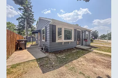 1107 E Moreland Blvd, Waukesha, WI 53186 - Photo 3