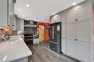 8146 Stickney Ave, Wauwatosa, WI 53213 - Photo 13