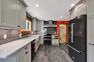 8146 Stickney Ave, Wauwatosa, WI 53213 - Photo 15