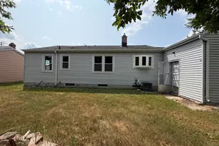 2010 12th St, Two Rivers, WI 54241 - Photo 5