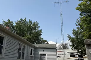 2010 12th St, Two Rivers, WI 54241 - Photo 9