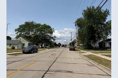 2010  12th St, Two Rivers, WI 54241 - Photo 105