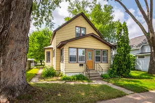 1327 Wood St, La Crosse, WI 54603 - Photo 1