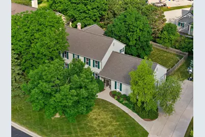 990 S Springdale Rd, Brookfield, WI 53186 - Photo 1