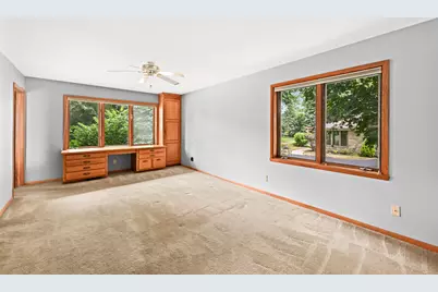 17850  St James Rd, Brookfield, WI 53045 - Photo 9