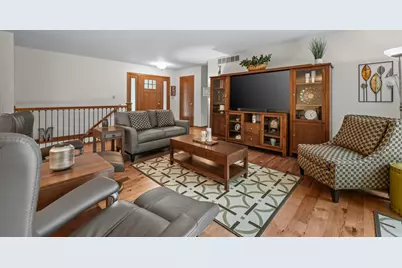5736  Hickory Knoll Dr, West Bend, WI 53095 - Photo 5
