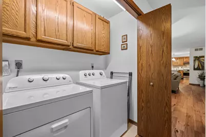 5736  Hickory Knoll Dr, West Bend, WI 53095 - Photo 25