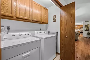 5736 Hickory Knoll Dr, West Bend, WI 53095 - Photo 25