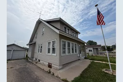 338 E Racine St, Jefferson, WI 53549 - Photo 11