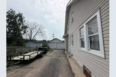 338 E Racine St, Jefferson, WI 53549 - Photo 15