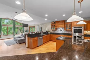 W318N1050 Huckleberry Way, Delafield, WI 53018 - Photo 21