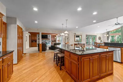 W318N1050  Huckleberry Way, Delafield, WI 53018 - Photo 19