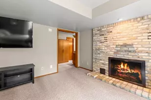 W318N1050 Huckleberry Way, Delafield, WI 53018 - Photo 55