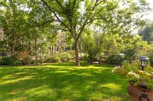 W318N1050 Huckleberry Way, Delafield, WI 53018 - Photo 81
