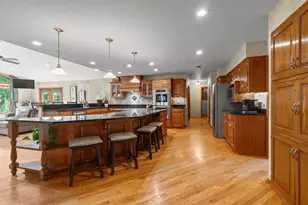 W318N1050 Huckleberry Way, Delafield, WI 53018 - Photo 13