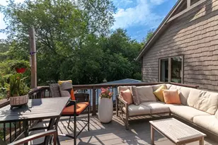W318N1050 Huckleberry Way, Delafield, WI 53018 - Photo 33