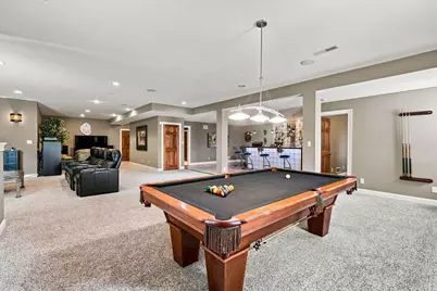 2125  Carriage Hills Dr, Delafield, WI 53018 - Photo 79