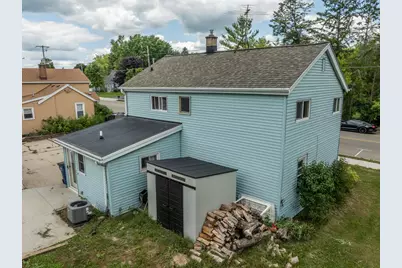 225 W Main St, Newburg, WI 53090 - Photo 37
