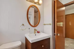 4076 N 90th St, Milwaukee, WI 53222 - Photo 25