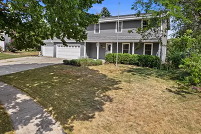 372  Briar Ct, Pewaukee, WI 53072 - Photo 51