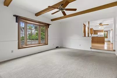 372  Briar Ct, Pewaukee, WI 53072 - Photo 49