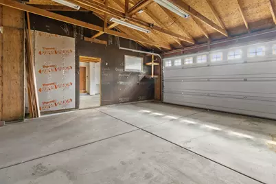 372  Briar Ct, Pewaukee, WI 53072 - Photo 47