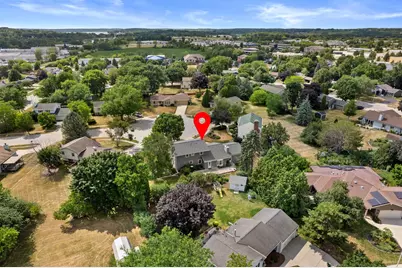 372  Briar Ct, Pewaukee, WI 53072 - Photo 59