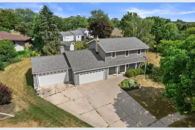 372  Briar Ct, Pewaukee, WI 53072 - Photo 53
