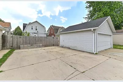 1640  Thurston Ave, Racine, WI 53405 - Photo 45