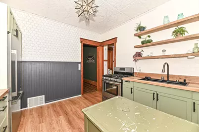 1640  Thurston Ave, Racine, WI 53405 - Photo 25
