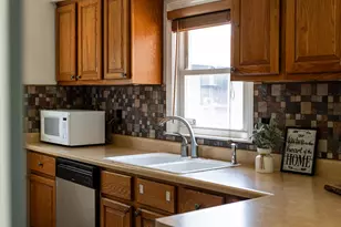 4149 S Whitnall Ave, Milwaukee, WI 53207 - Photo 15