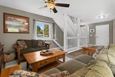422  Meadowridge Cir, Lake Mills, WI 53551 - Photo 5