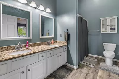 422  Meadowridge Cir, Lake Mills, WI 53551 - Photo 25