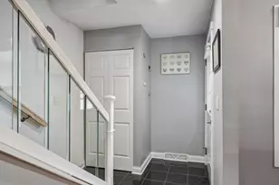 6260 W College Ave, Greendale, WI 53129 - Photo 5