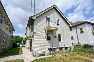 1010 S 58th St, West Allis, WI 53214 - Photo 33