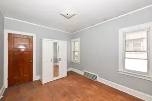 1010 S 58th St, West Allis, WI 53214 - Photo 27