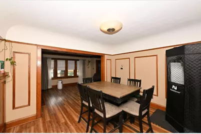 1010 S 58th St, West Allis, WI 53214 - Photo 9