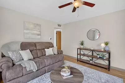 3715 S Lenox St, Milwaukee, WI 53207 - Photo 5