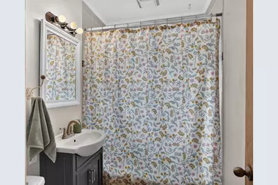 3715 S Lenox St, Milwaukee, WI 53207 - Photo 9