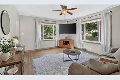 3715 S Lenox St, Milwaukee, WI 53207 - Photo 3