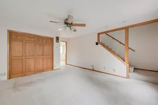 2483 N Newhall Ln, Milwaukee, WI 53211 - Photo 5