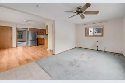 2483 N Newhall Ln, Milwaukee, WI 53211 - Photo 3