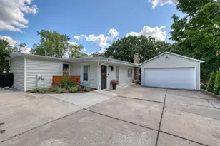 W342N4848 W Lindy Ln, Lac La Belle, WI 53058 - Photo 41