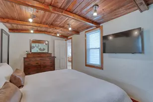 W342N4848 W Lindy Ln, Lac La Belle, WI 53058 - Photo 17