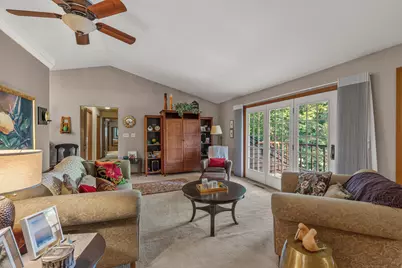 4242 S Ridgewood Ln, Greenfield, WI 53221 - Photo 3