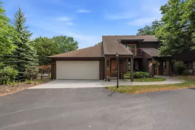 4242 S Ridgewood Ln, Greenfield, WI 53221 - Photo 21